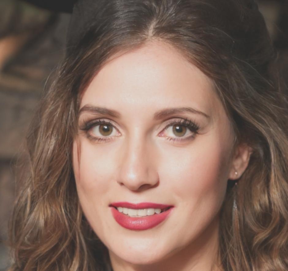 Dr. Sarah Mueller - Finanzanalystin
